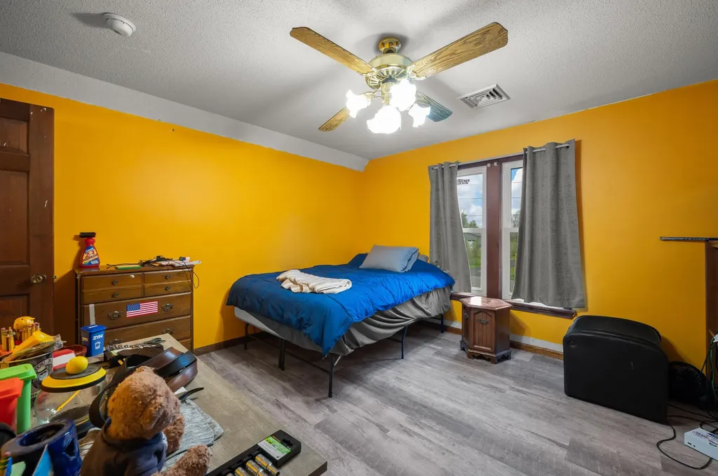 5232 Washington Avenue Lincoln Charter Township MI 49085