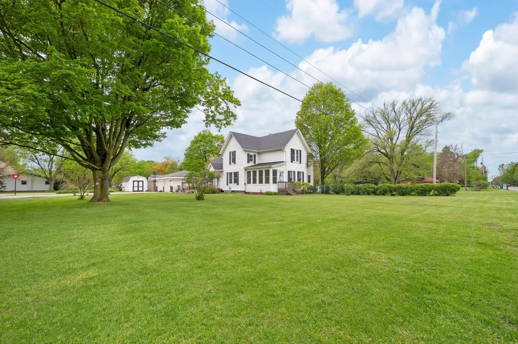 5232 Washington Avenue Lincoln Charter Township MI 49085