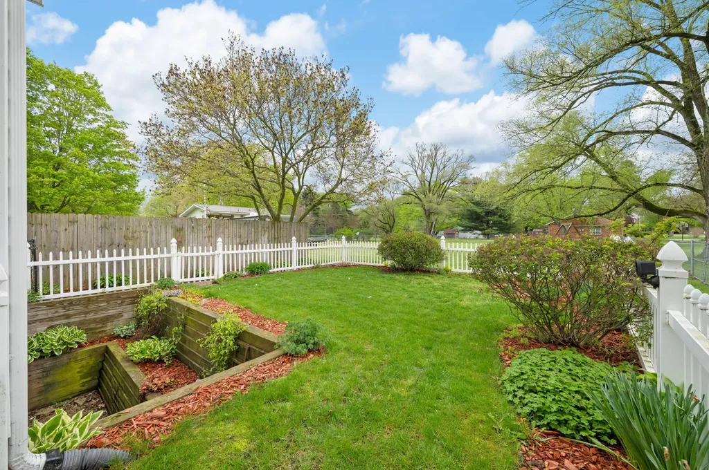 5232 Washington Avenue Lincoln Charter Township MI 49085