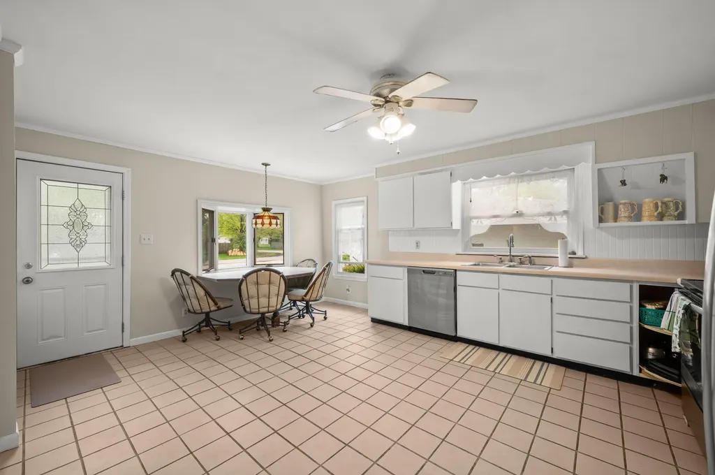 5232 Washington Avenue Lincoln Charter Township MI 49085