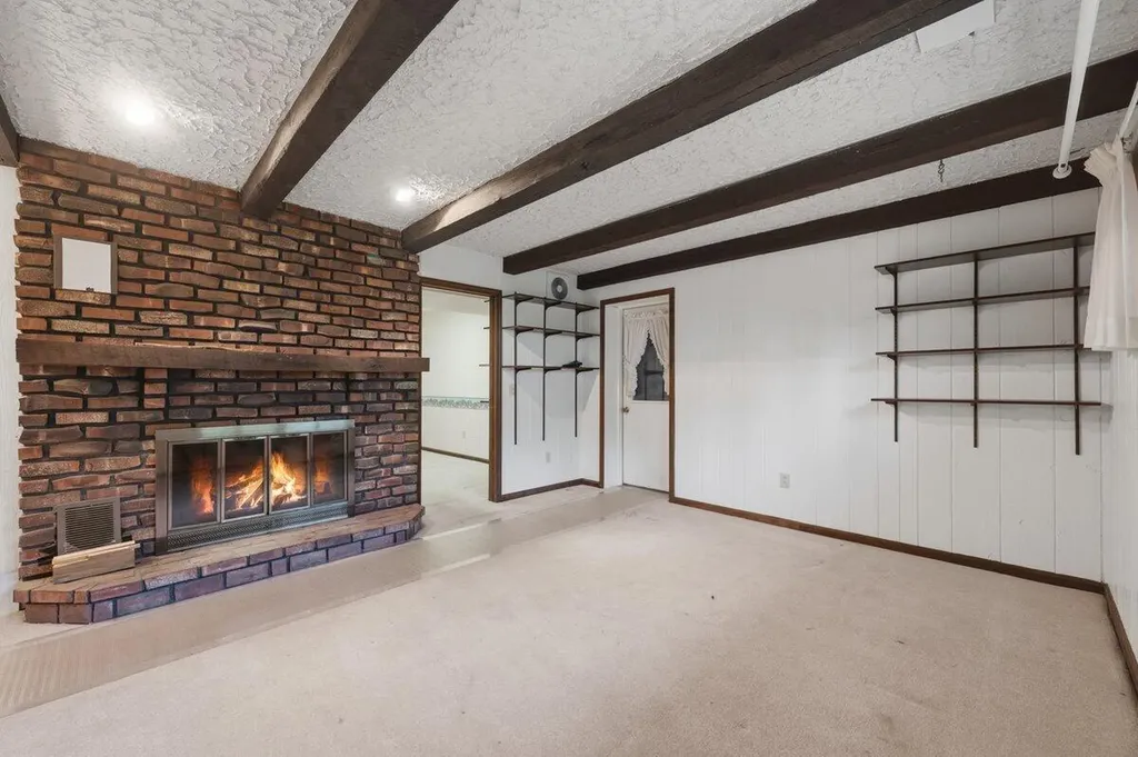 2552 Ridgewood Trail Oronoko Charter Township MI 49103