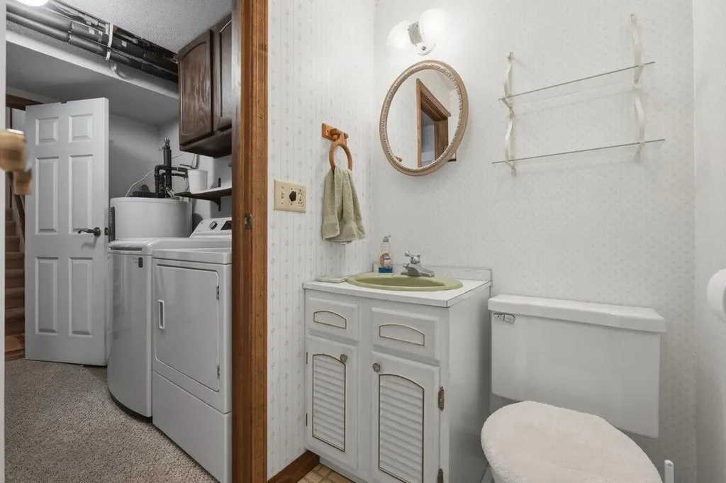 2552 Ridgewood Trail Oronoko Charter Township MI 49103