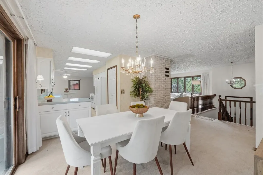 2552 Ridgewood Trail Oronoko Charter Township MI 49103