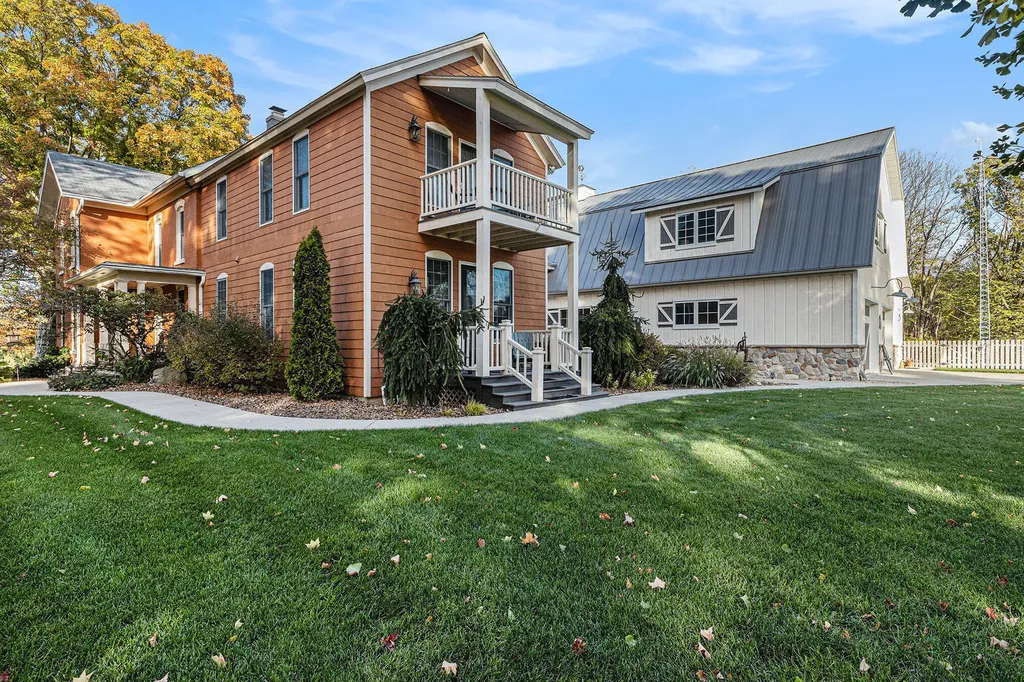 2325 Portage Road Bertrand Township MI 49120