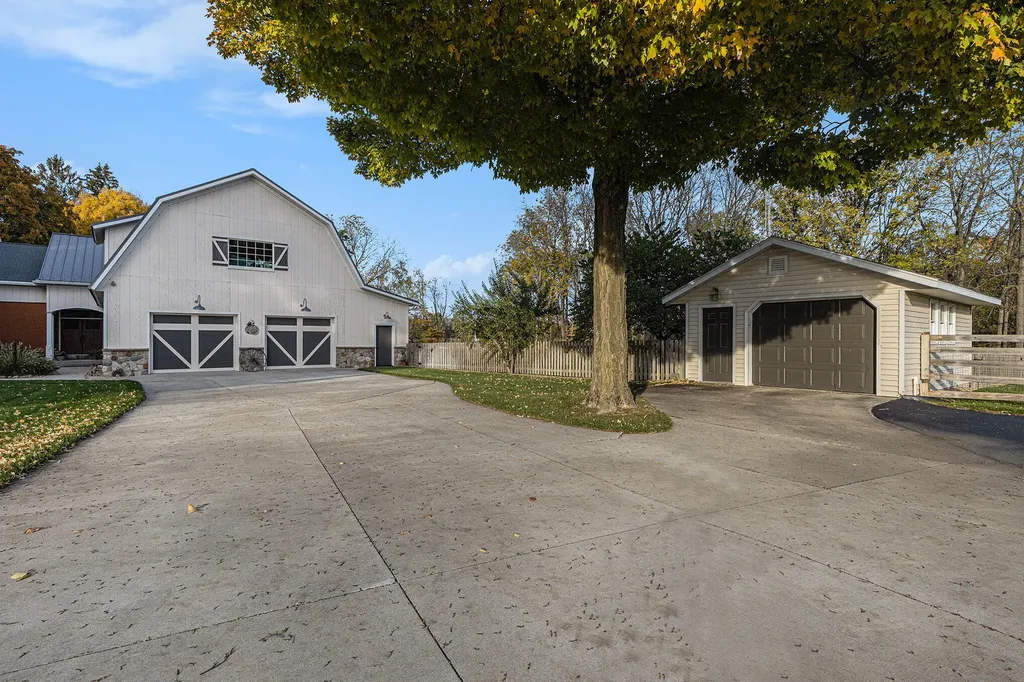 2325 Portage Road Bertrand Township MI 49120