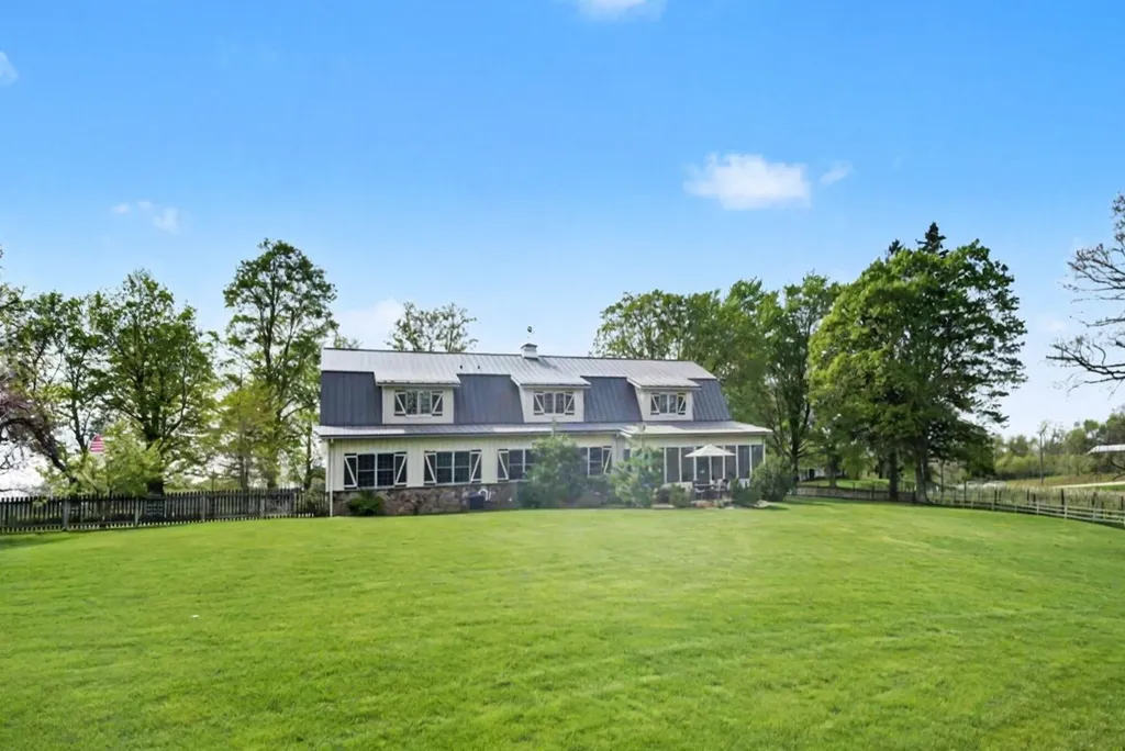 2325 Portage Road Bertrand Township MI 49120