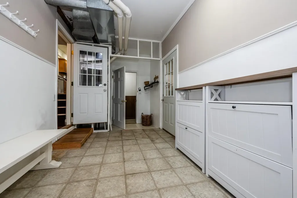 3461 W Valley View Drive St. Joseph Charter Township MI 49085