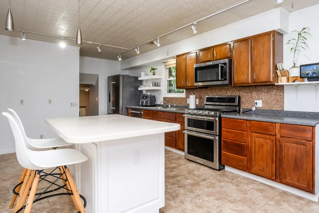 3461 W Valley View Drive St. Joseph Charter Township MI 49085