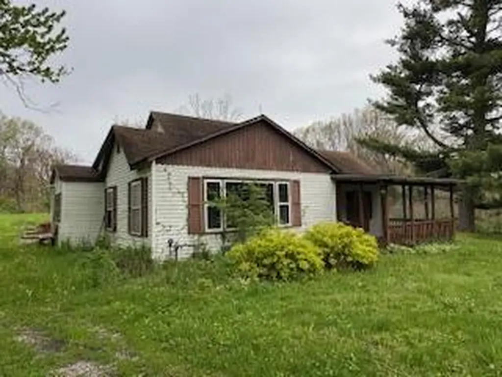 2724 N Us Highway 31 Niles Township MI 49120