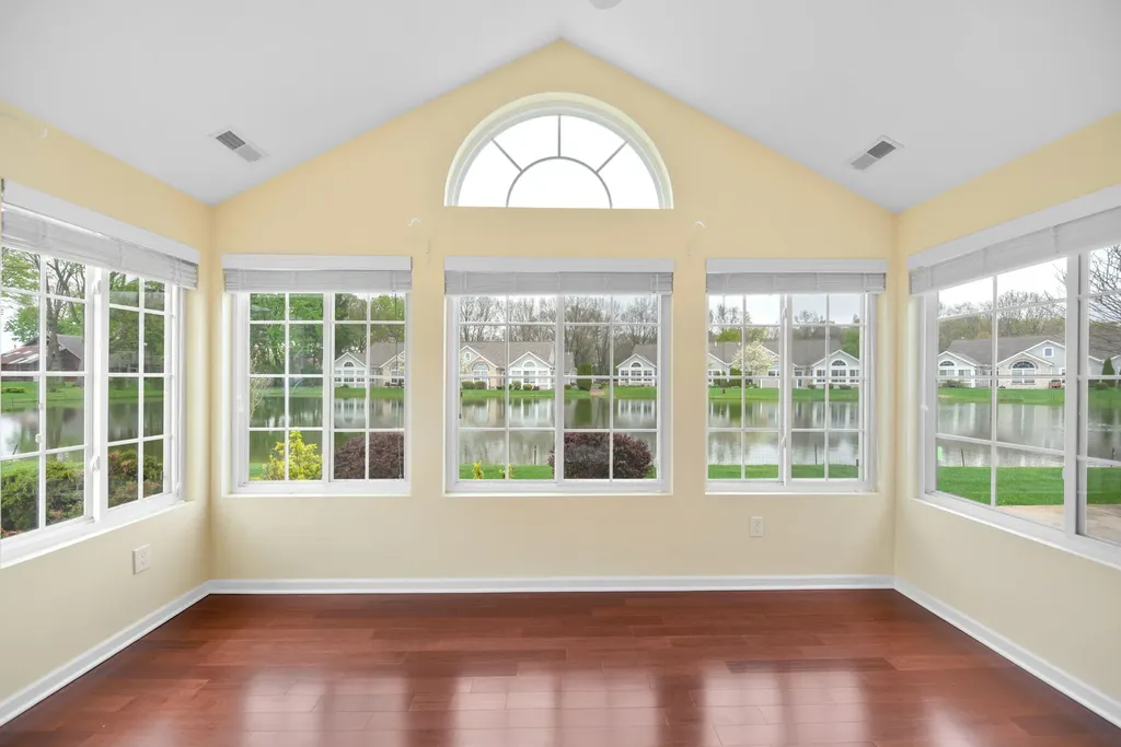 2853 Villa Lane Sodus Township MI 49022