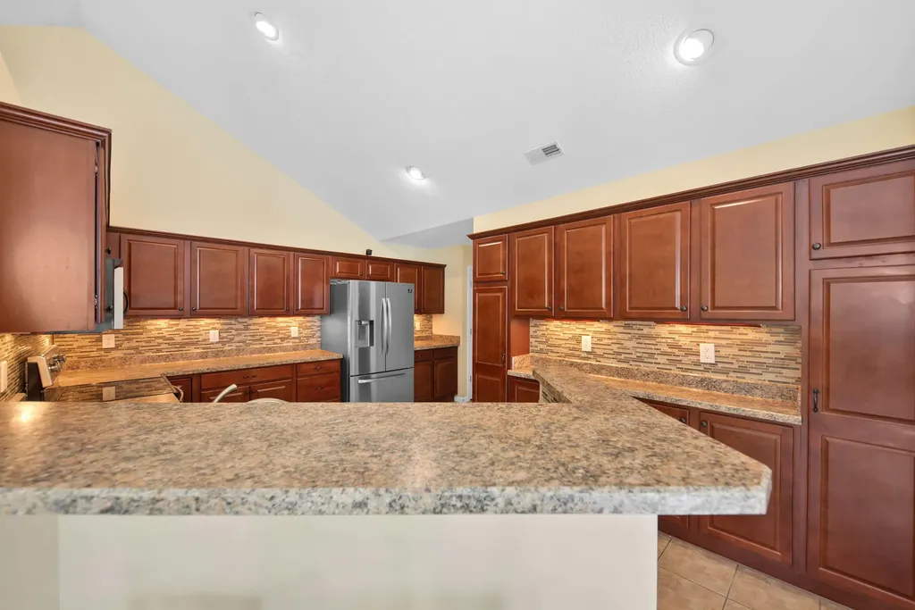2853 Villa Lane Sodus Township MI 49022