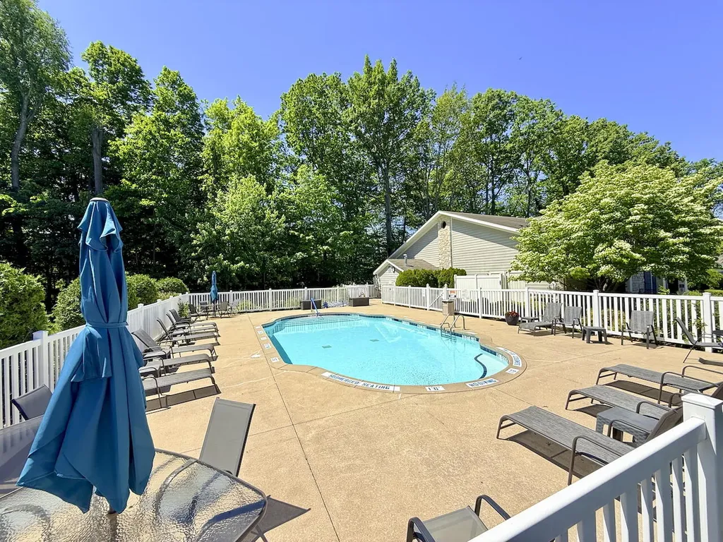 2853 Villa Lane Sodus Township MI 49022