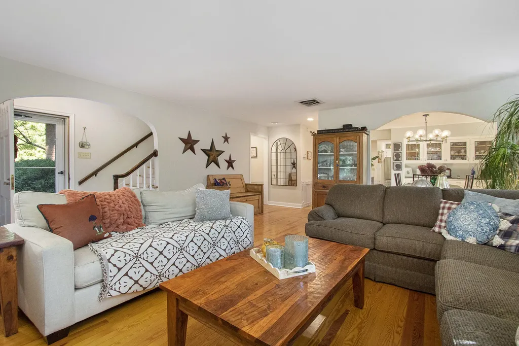 2837 Washington Avenue St. Joseph Charter Township MI 49085