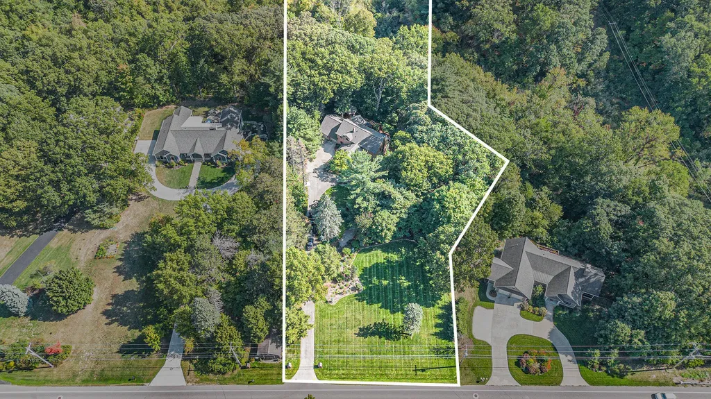 2837 Washington Avenue St. Joseph Charter Township MI 49085