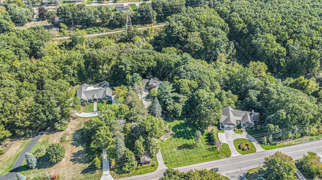 2837 Washington Avenue St. Joseph Charter Township MI 49085
