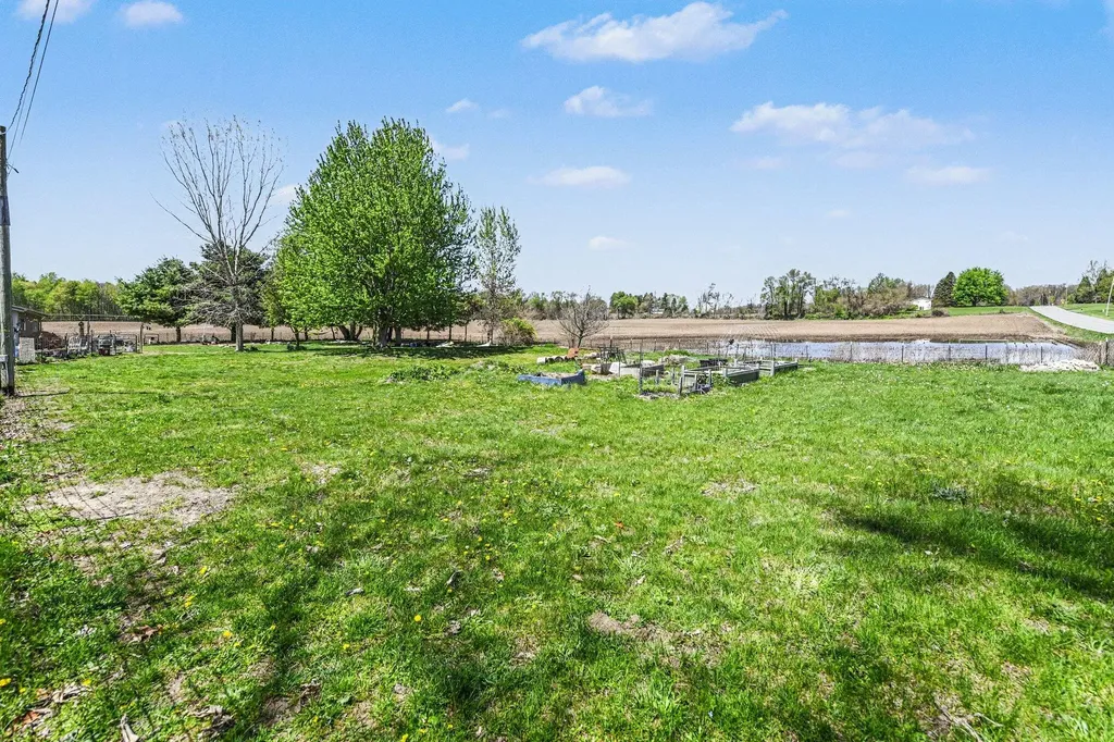 52290 Townhall Road Silver Creek Township MI 49047