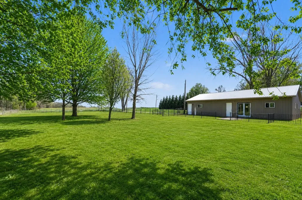 52290 Townhall Road Silver Creek Township MI 49047