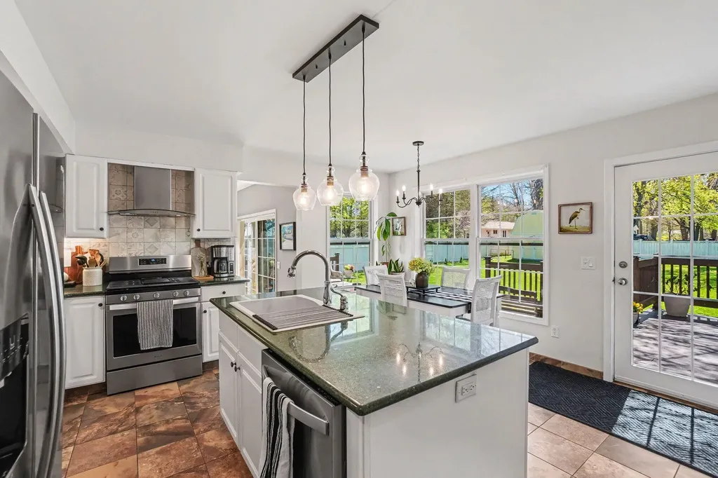 9466 Riverbend Drive Geneva Township MI 49090
