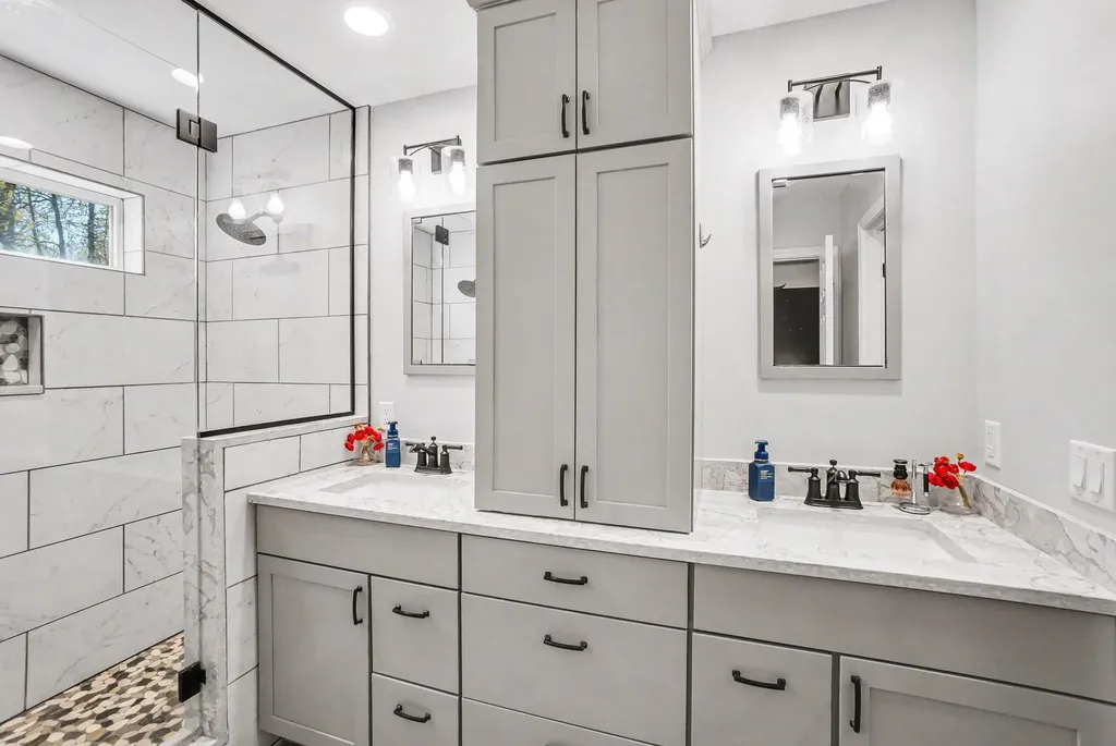 9466 Riverbend Drive Geneva Township MI 49090