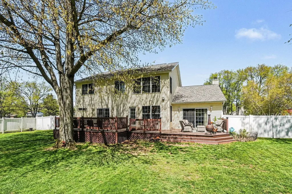 9466 Riverbend Drive Geneva Township MI 49090