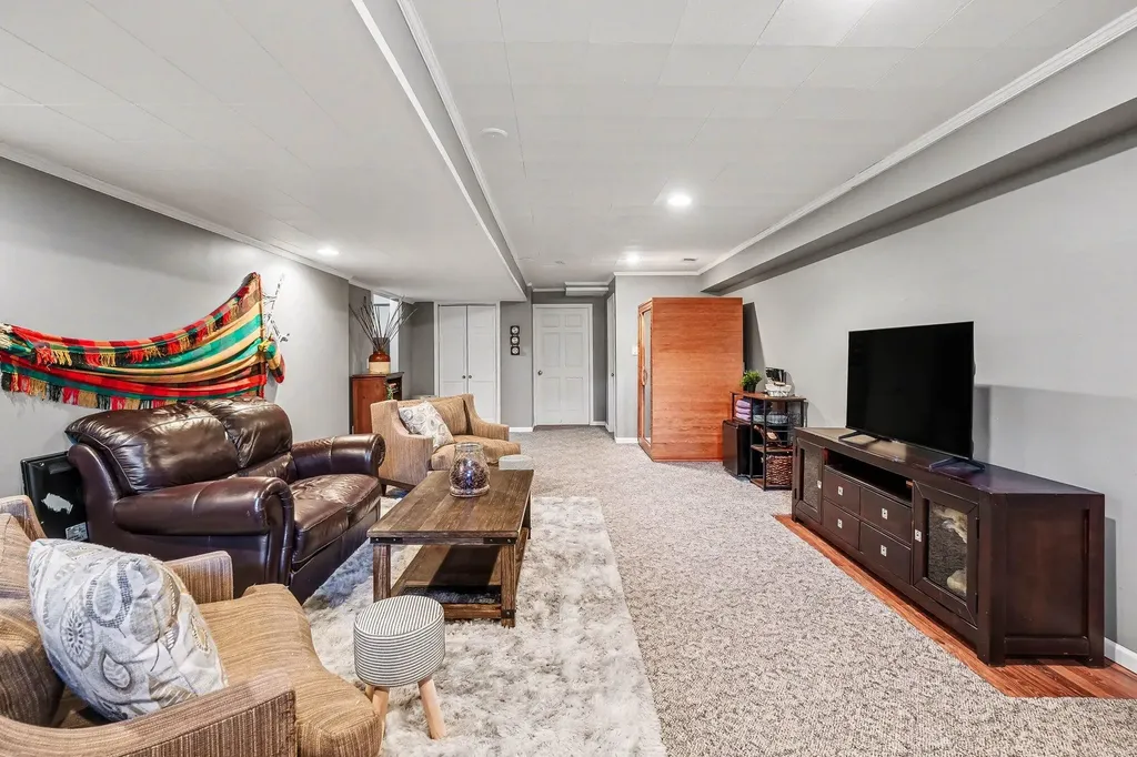 9466 Riverbend Drive Geneva Township MI 49090