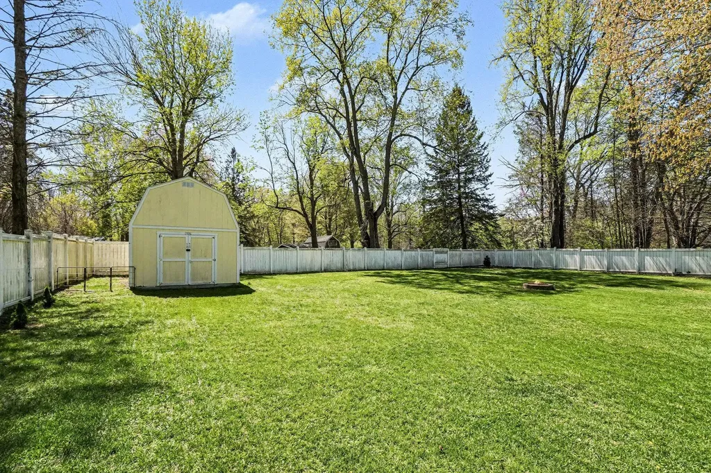 9466 Riverbend Drive Geneva Township MI 49090