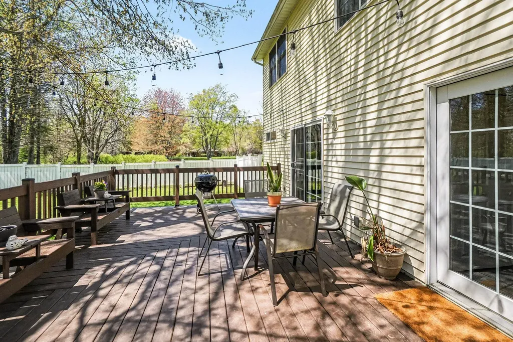 9466 Riverbend Drive Geneva Township MI 49090