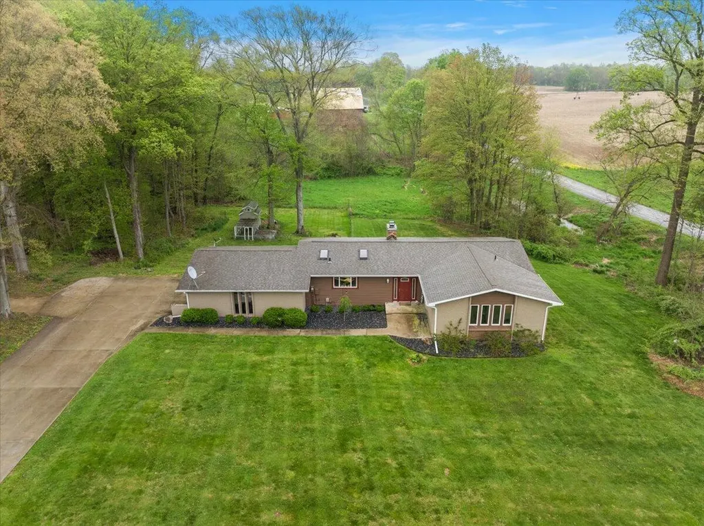 8467 Pucker Street Berrien Township MI 49102
