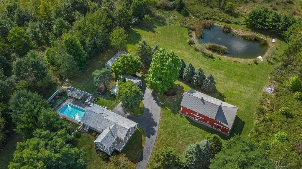 19196 Cleveland Avenue Galien Township MI 49113