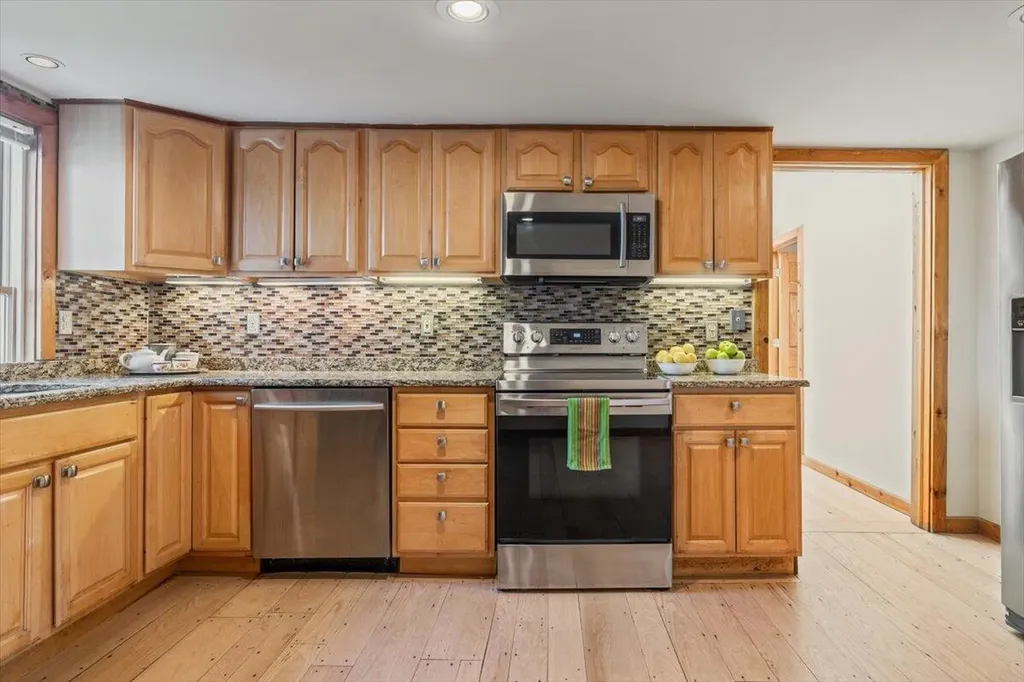 19196 Cleveland Avenue Galien Township MI 49113