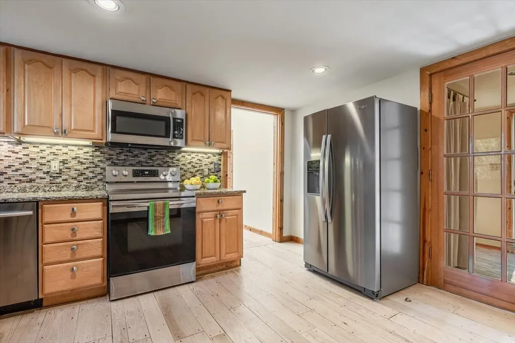 19196 Cleveland Avenue Galien Township MI 49113