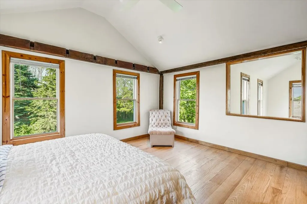 19196 Cleveland Avenue Galien Township MI 49113
