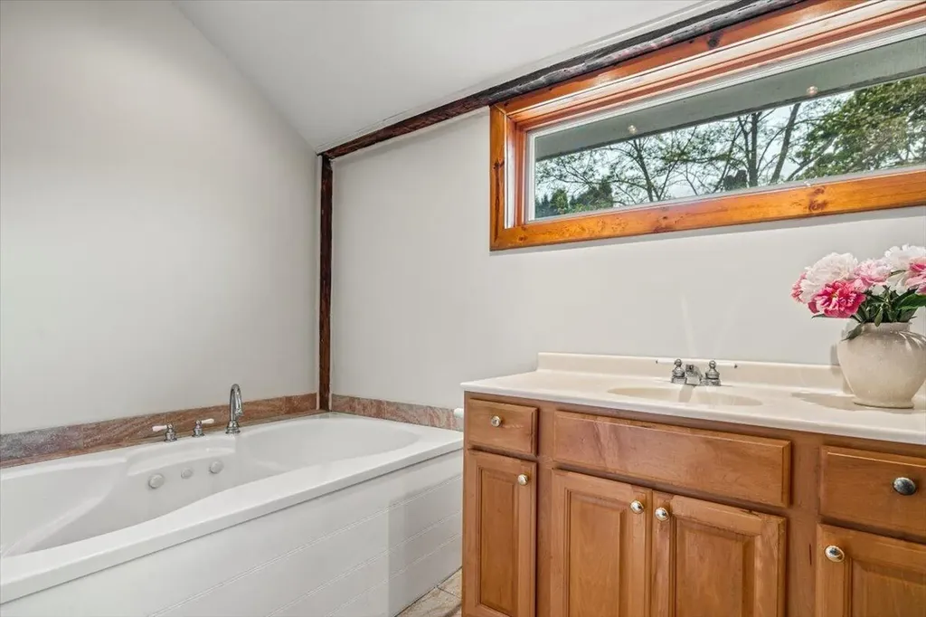 19196 Cleveland Avenue Galien Township MI 49113
