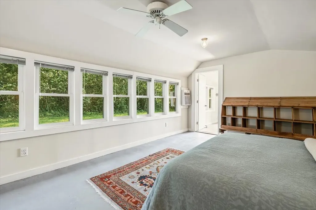 19196 Cleveland Avenue Galien Township MI 49113