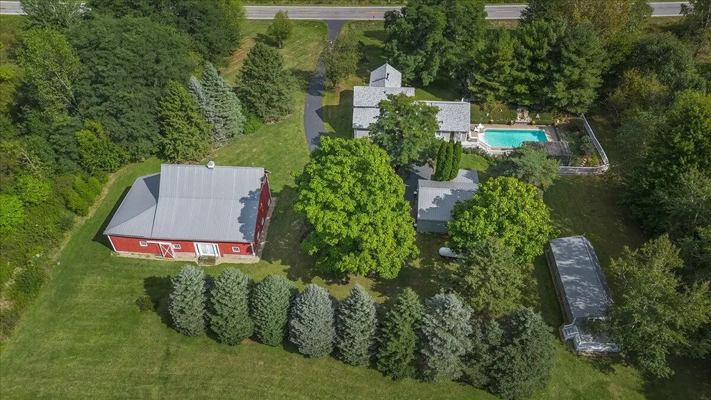 19196 Cleveland Avenue Galien Township MI 49113