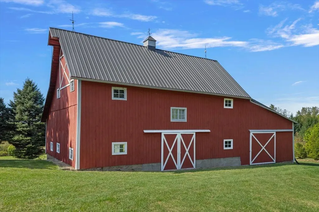 19196 Cleveland Avenue Galien Township MI 49113