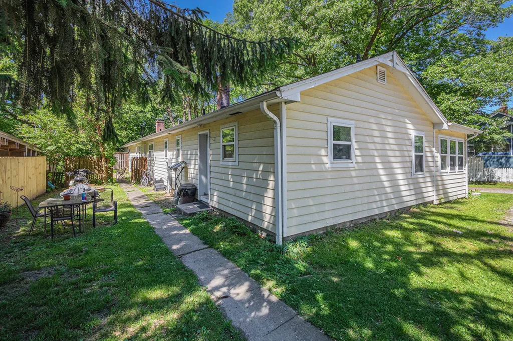 121 E Michigan Street New Buffalo City MI 49117