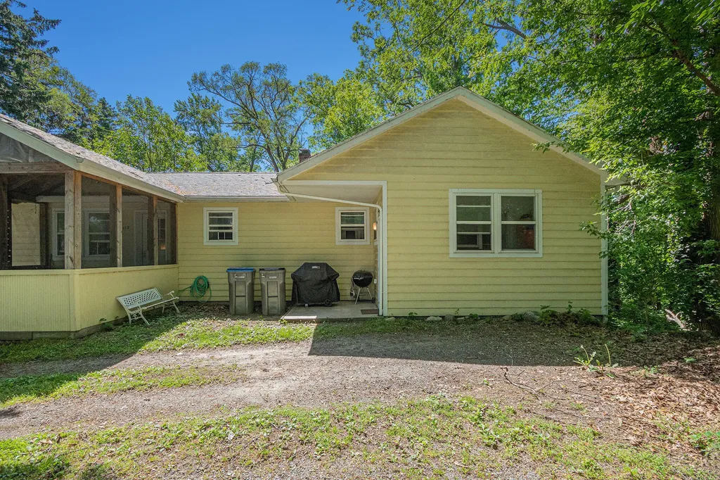 121 E Michigan Street New Buffalo City MI 49117