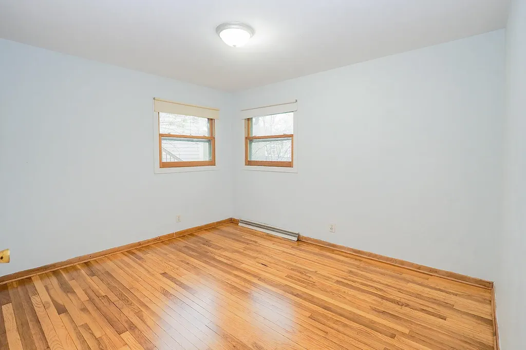 923 Bell Avenue New Buffalo City MI 49117