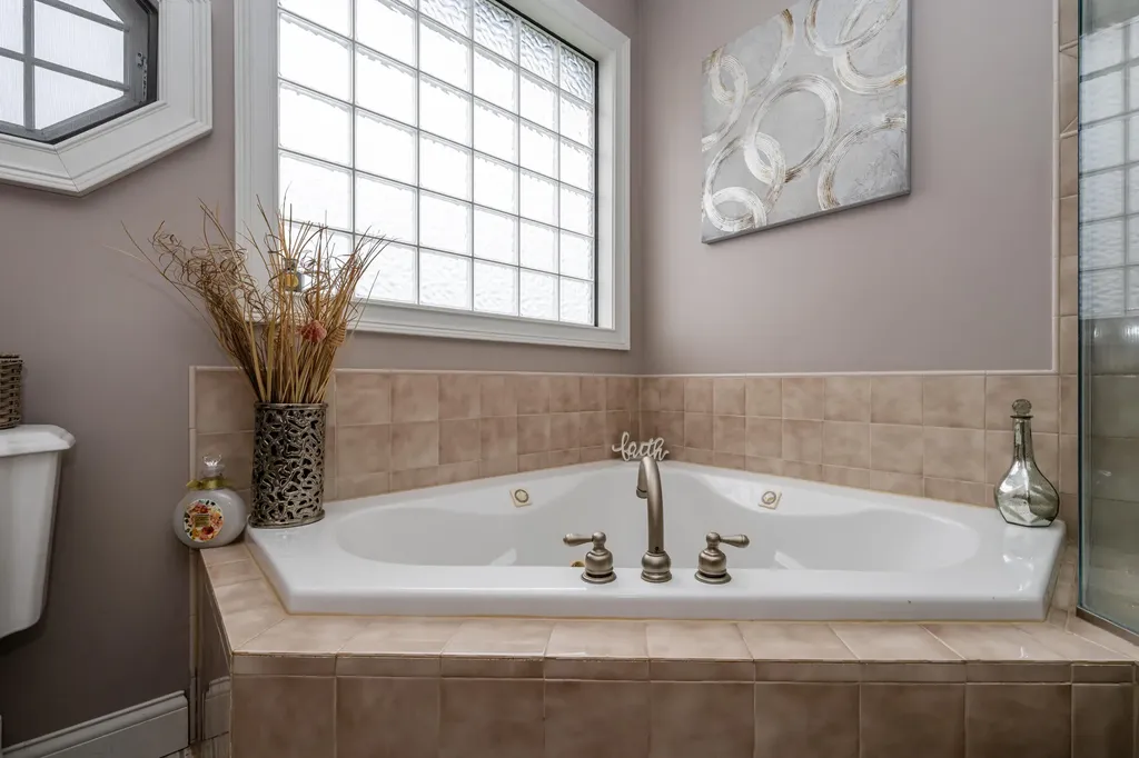470 Augsburg Path Royalton Township MI 49085