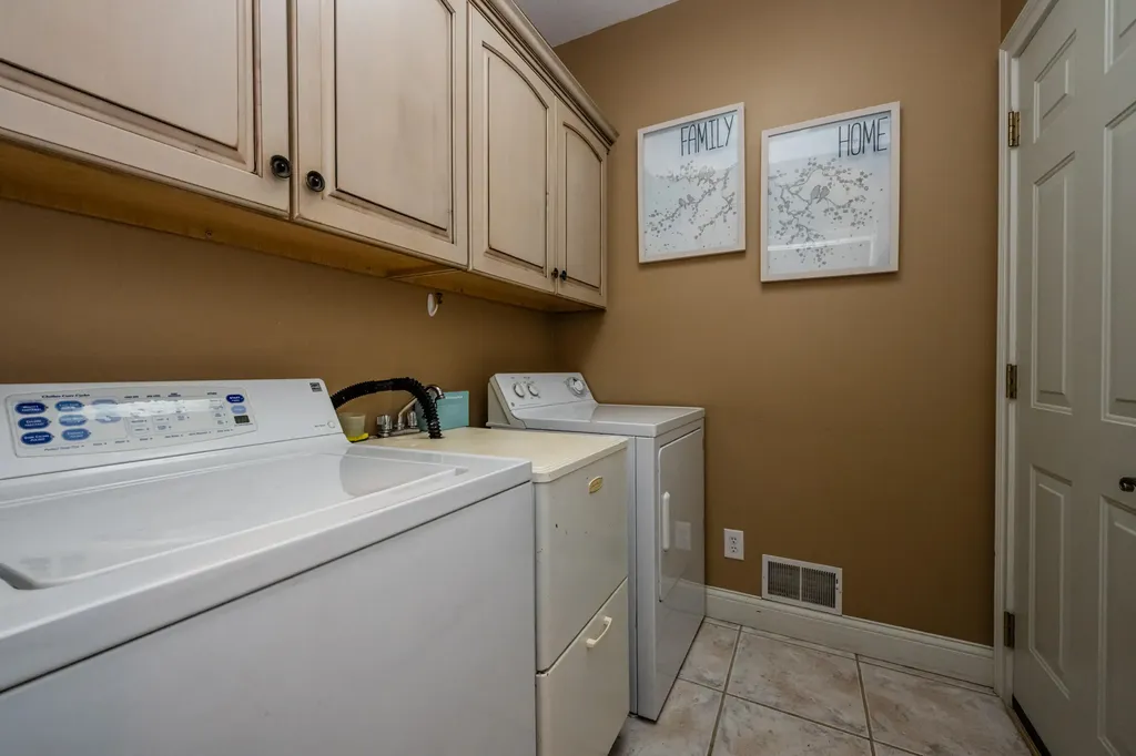470 Augsburg Path Royalton Township MI 49085