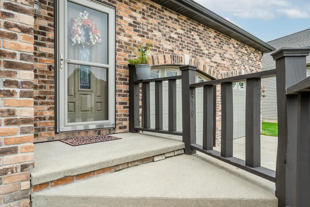 470 Augsburg Path Royalton Township MI 49085
