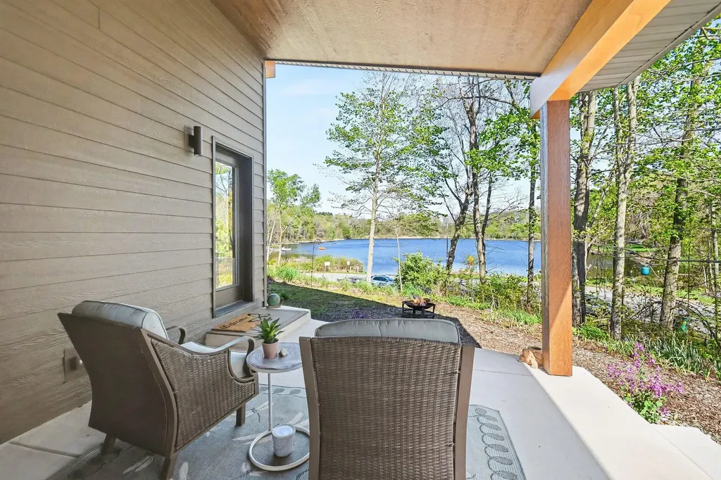 10329 Singer Lake Road Baroda Township MI 49101