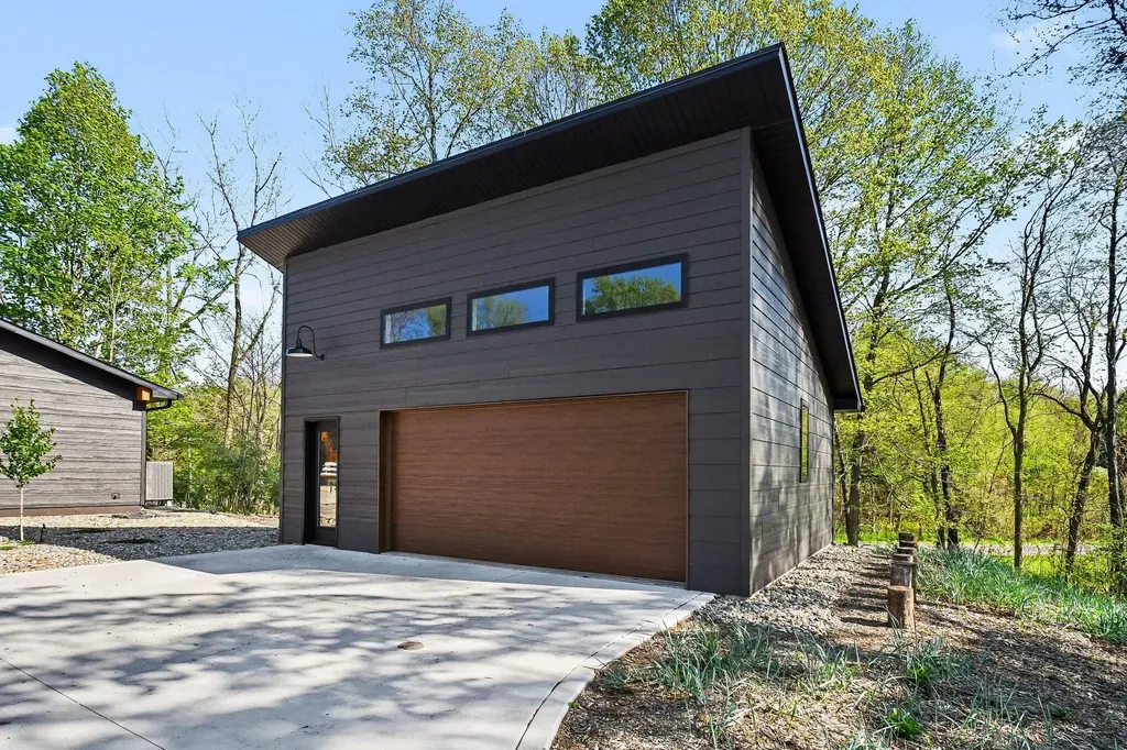 10329 Singer Lake Road Baroda Township MI 49101