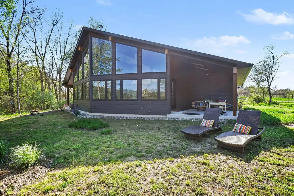 10329 Singer Lake Road Baroda Township MI 49101