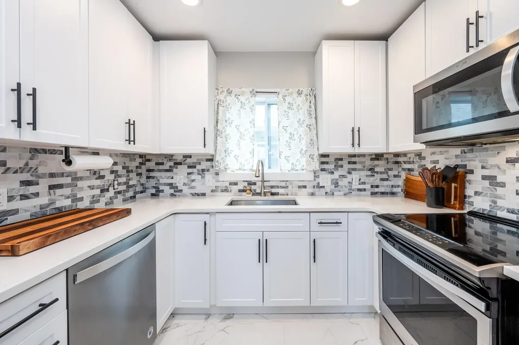 602 Howard Avenue St. Joseph City MI 49085