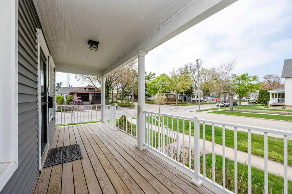 602 Howard Avenue St. Joseph City MI 49085