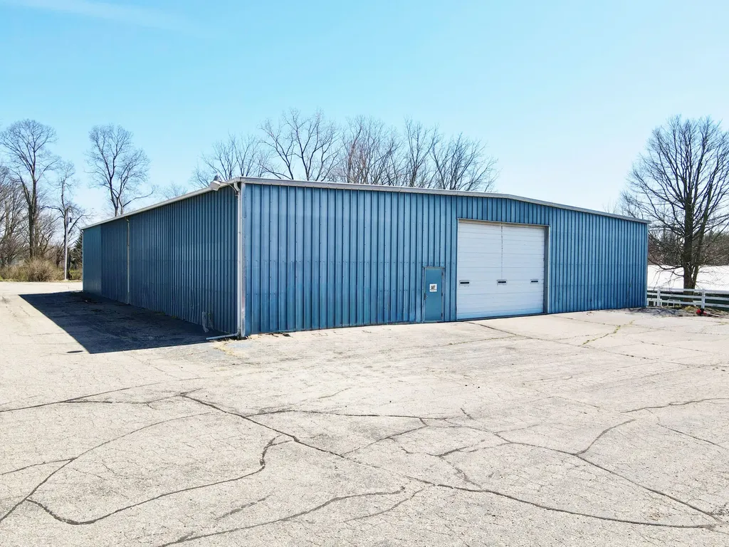 986 E State Street Cassopolis Village MI 49031