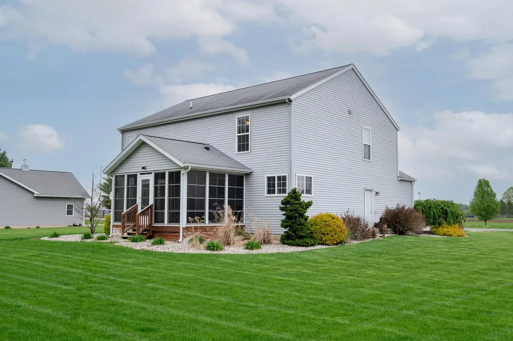 69218 Sundance Drive Ontwa Township MI 49112