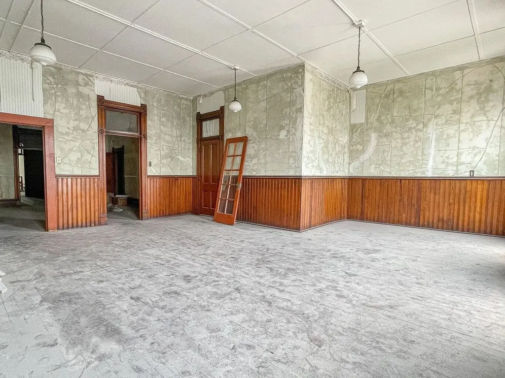 145 S Front Street Dowagiac City MI 49047